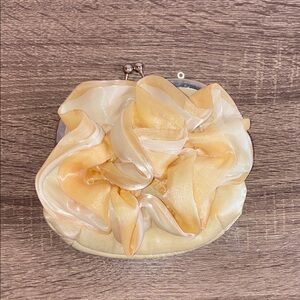 Vintage Elegant Cream and Gold Clutch